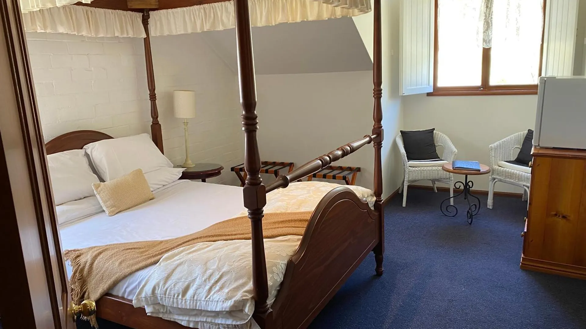 Girraween Country Inn Ballandean
